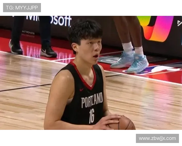 开拓者季前赛再负勇士 杨瀚森篮板创个人新高表现亮眼 开拓者季前赛再负勇士 杨瀚森篮板创个人新高表现亮眼