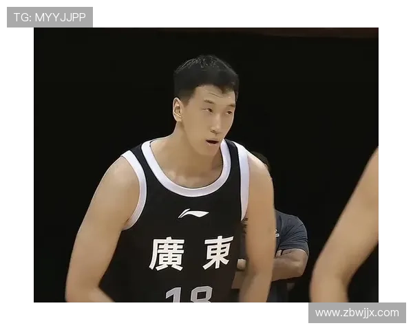 杜润旺分享周鹏与二飞的教导心得球场内外的成长与人生哲学